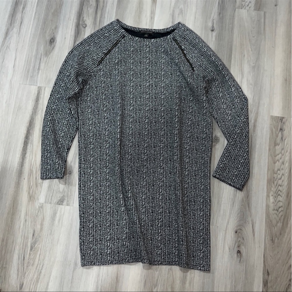 Women Knee Length Sweater Dress